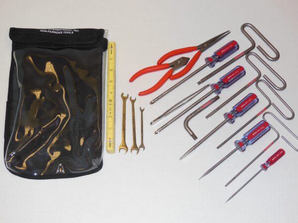 GE Titanium Non-Magnetic 18 Piece Tool Kit